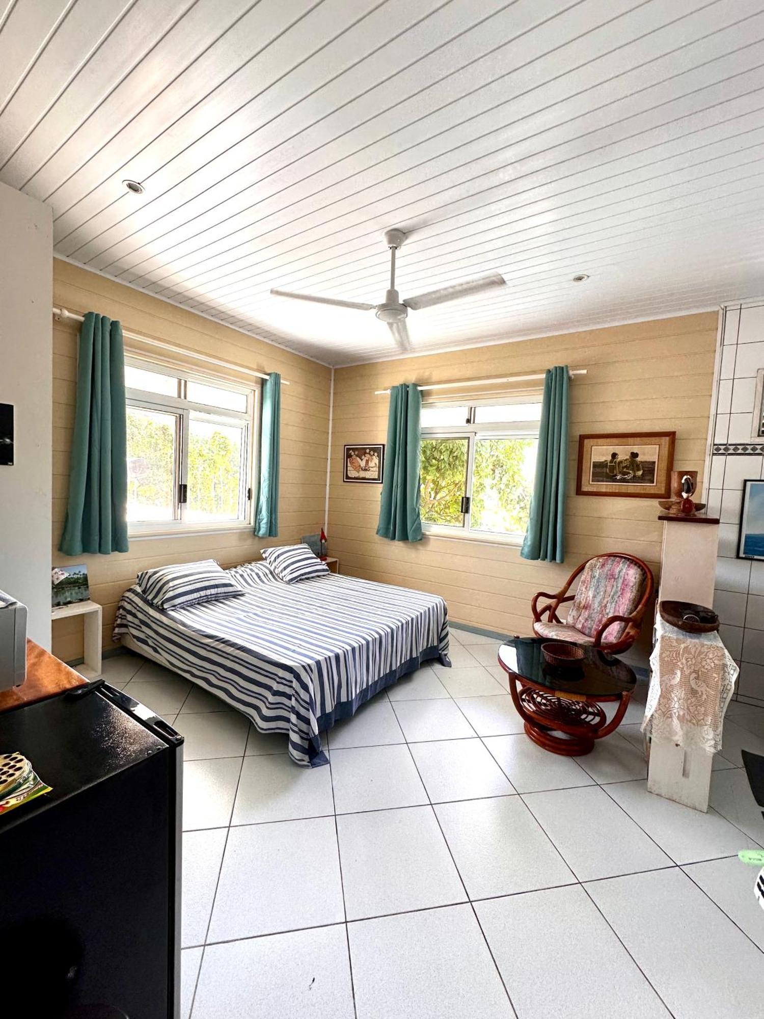 Meri Lodge Huahine « Room Of Marta » Фар Экстерьер фото