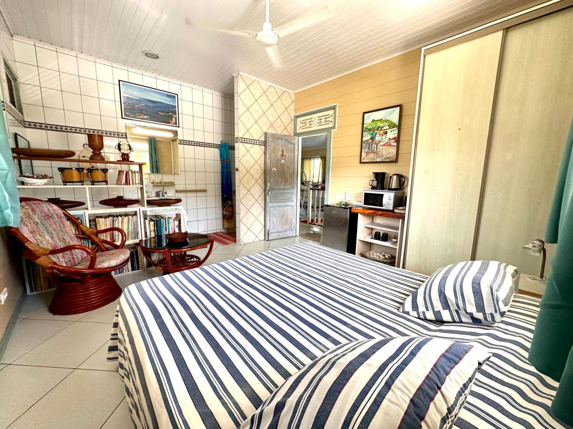 Meri Lodge Huahine « Room Of Marta » Фар Экстерьер фото